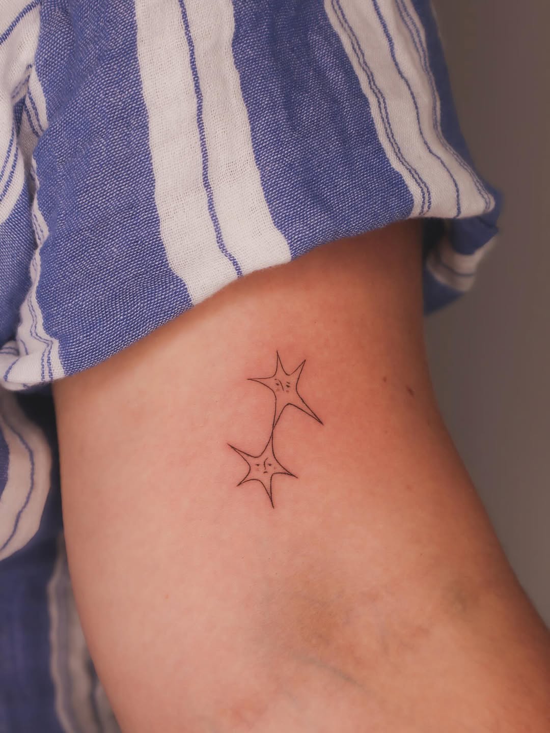 Tattoo by @lunar.tattoo.nyc β fine_line, minimalist