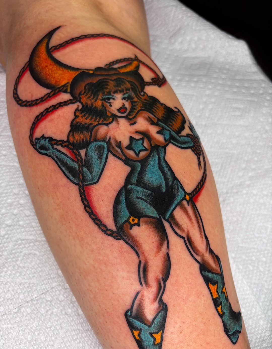 Tattoo by @gabagooltattoos โ american_traditional, neo_traditional