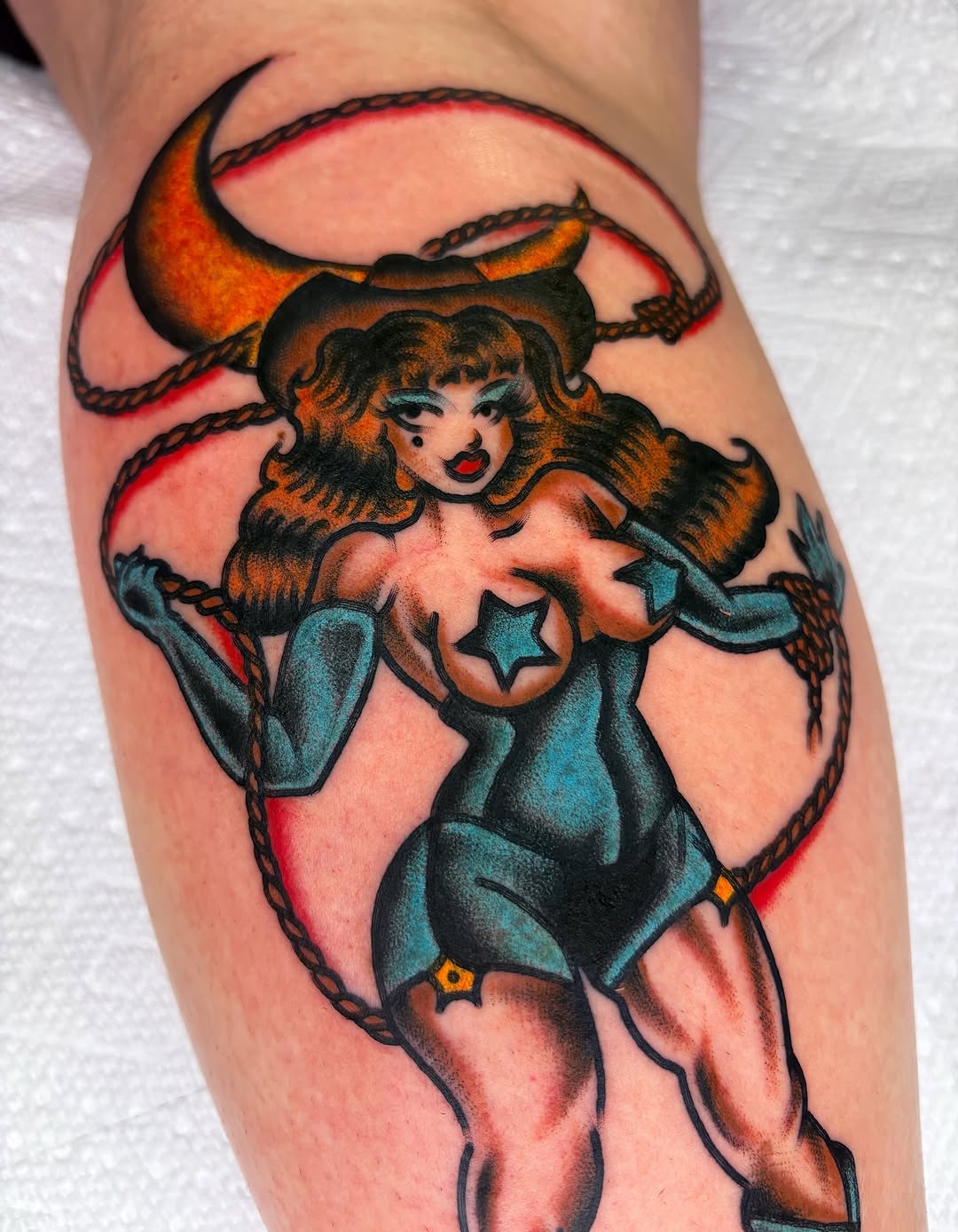 Tattoo by @gabagooltattoos โ american_traditional, neo_traditional