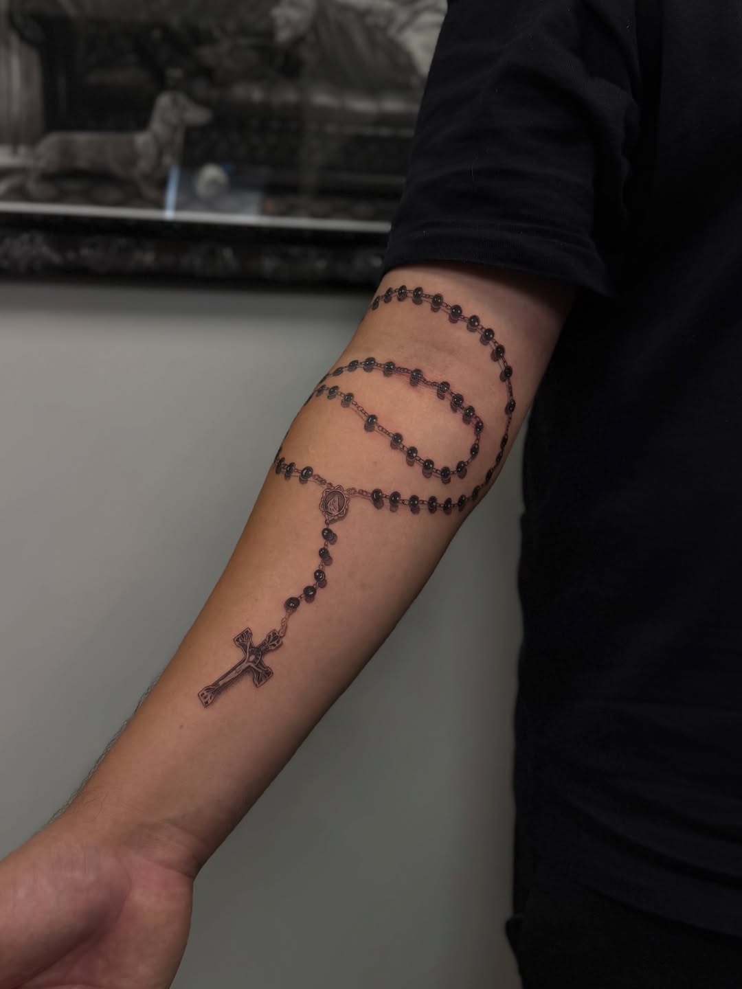 Tattoo by @v.valdivia — fine_line, black_and_grey