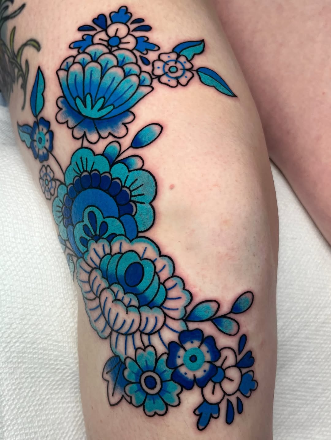 Tattoo by @alenamcdarling — illustrative, new_school