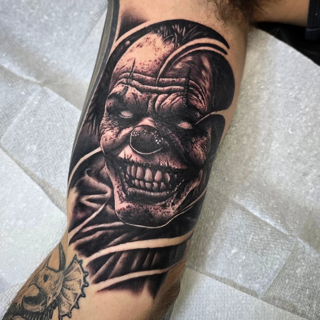 Tattoo by @fleurnoirestudio โ realism, dark_realism