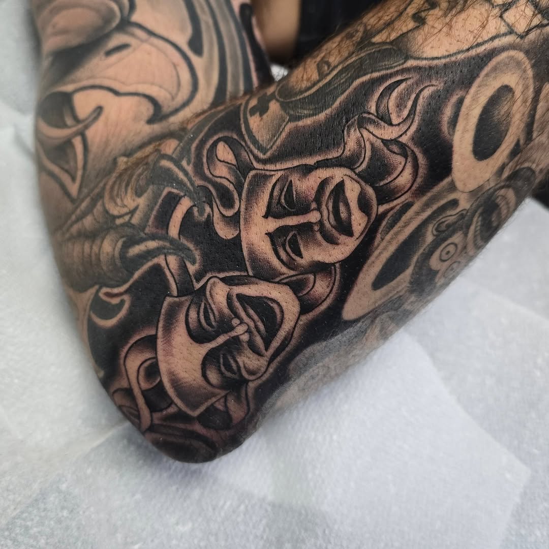 Tattoo by @fleurnoirestudio โ black_and_grey, realism