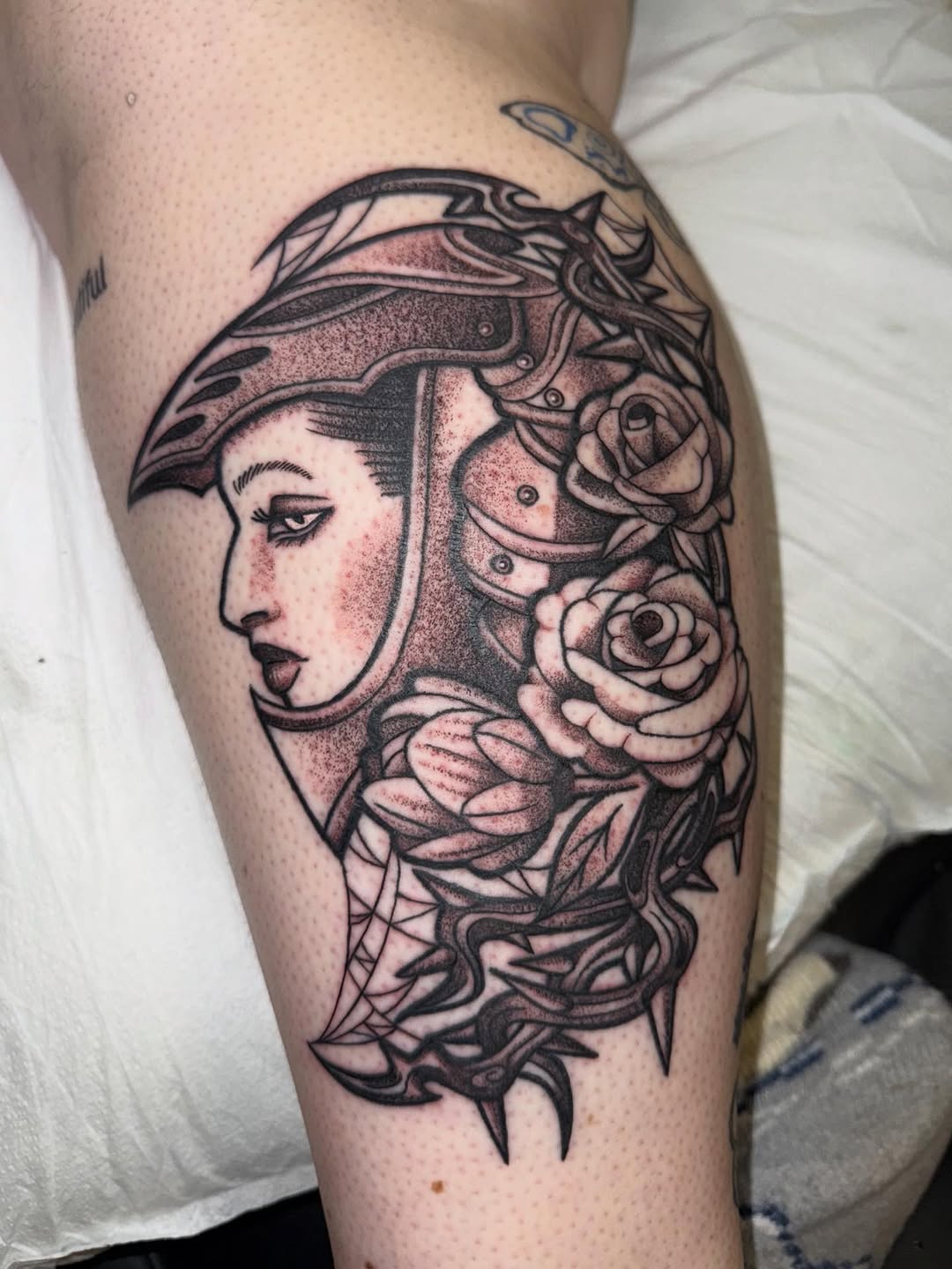 Tattoo by @laurito_tattoo — black_and_grey, illustrative