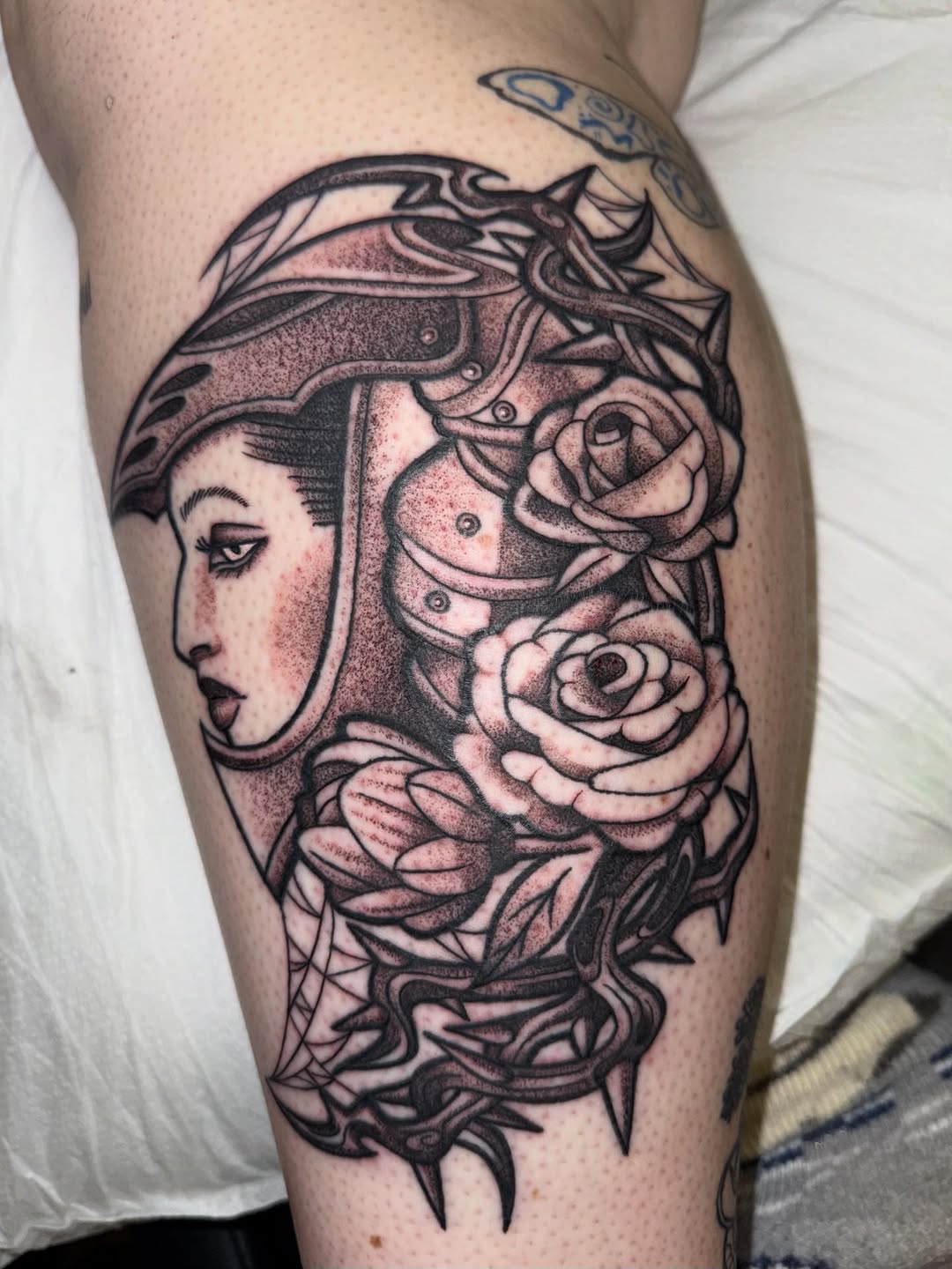 Tattoo by @laurito_tattoo — black_and_grey, illustrative