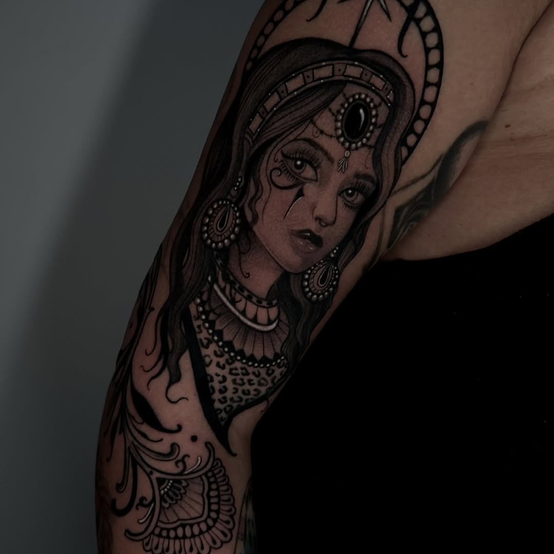 Tattoo by @alexx.arte โ black_and_grey, illustrative