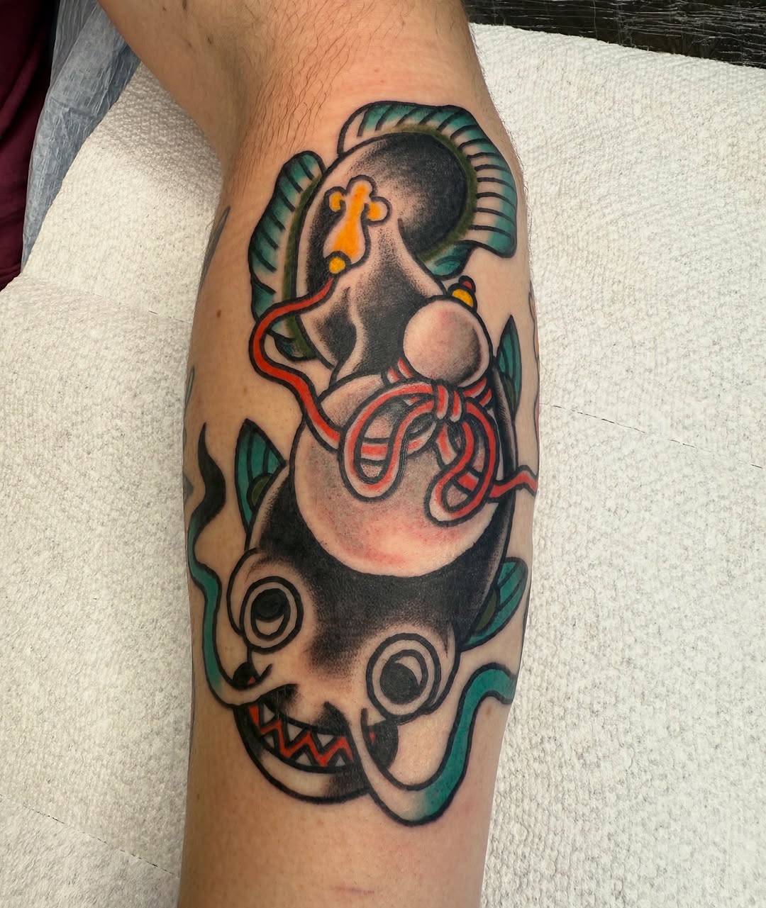 Tattoo by @_bananaz._ — american_traditional, illustrative