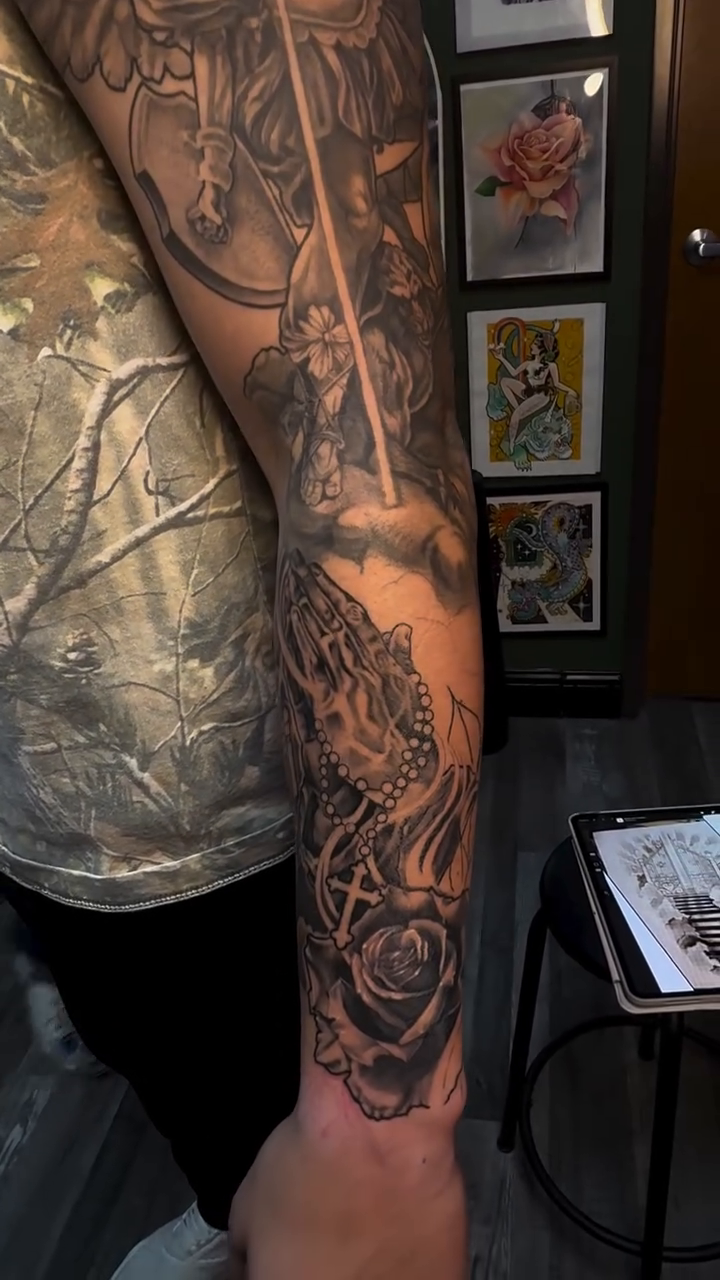 Tattoo by @moya__ink — black_and_grey, realism
