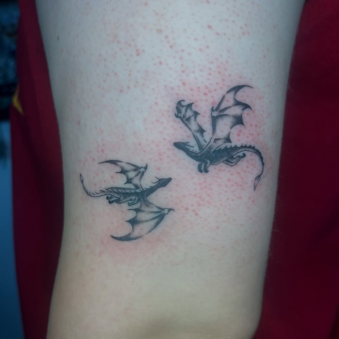 Tattoo by @brokenkrystals β fine_line