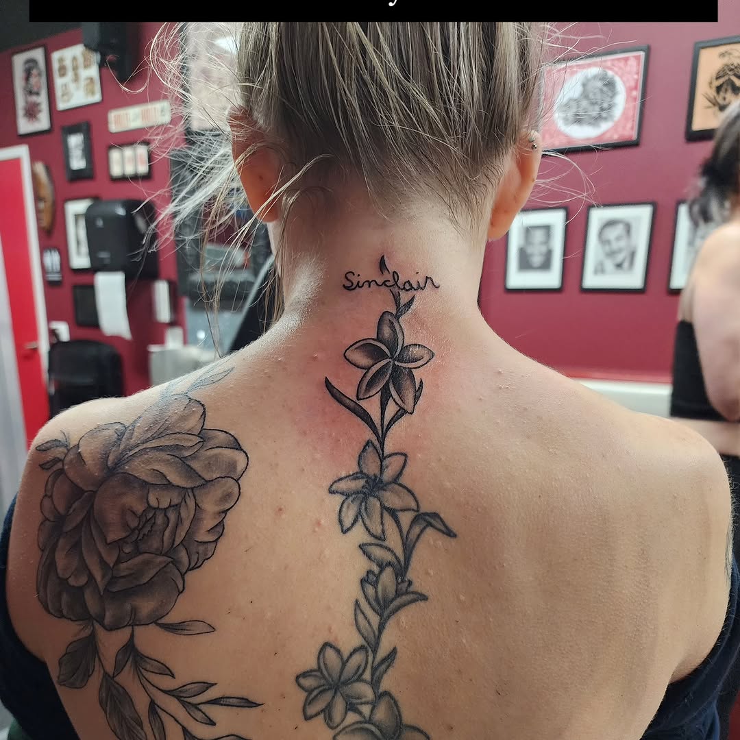 Tattoo by @thedevilspaintbrush_ — fine_line, illustrative