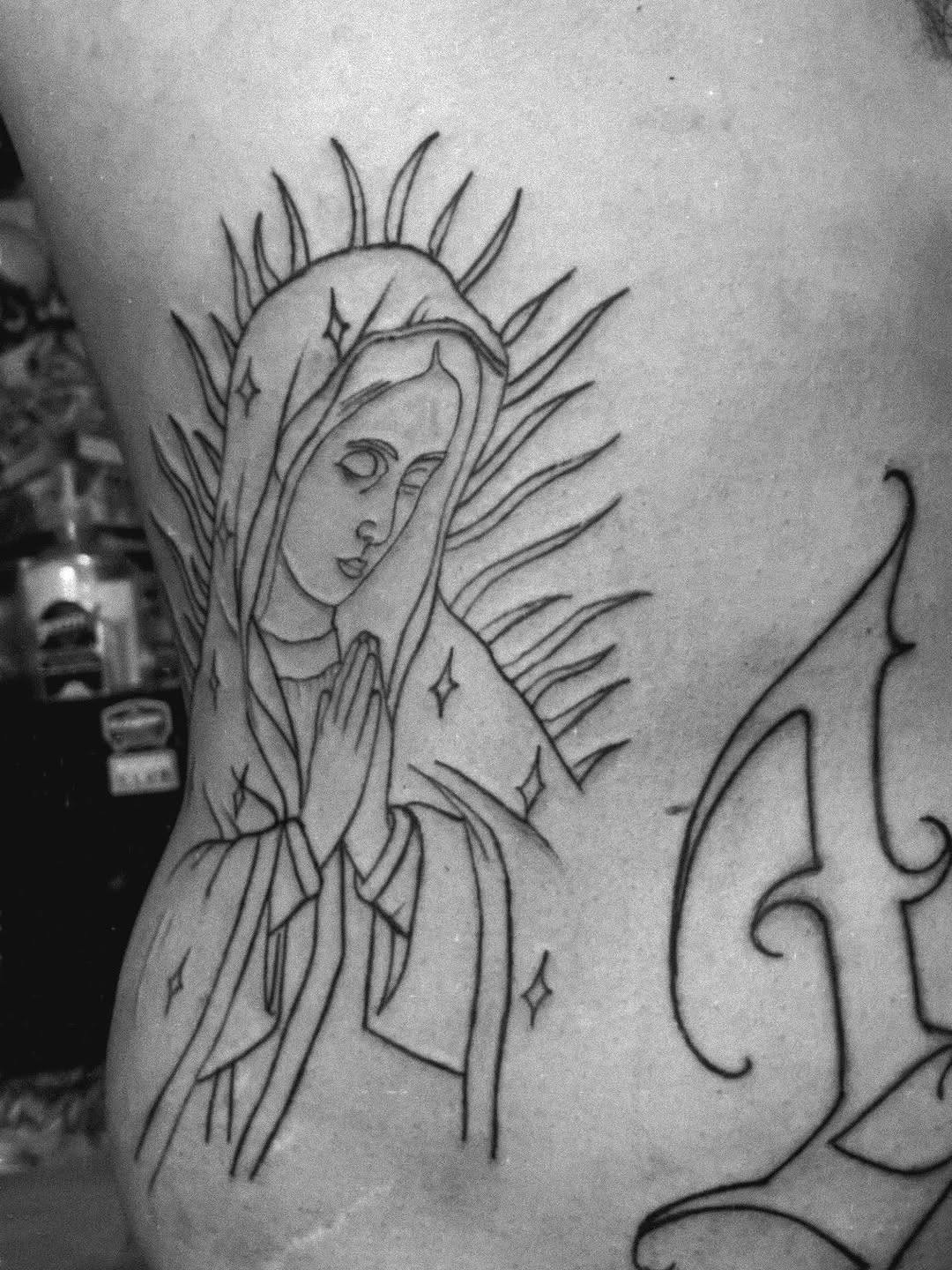 Tattoo by @chulaastatts — american_traditional, illustrative