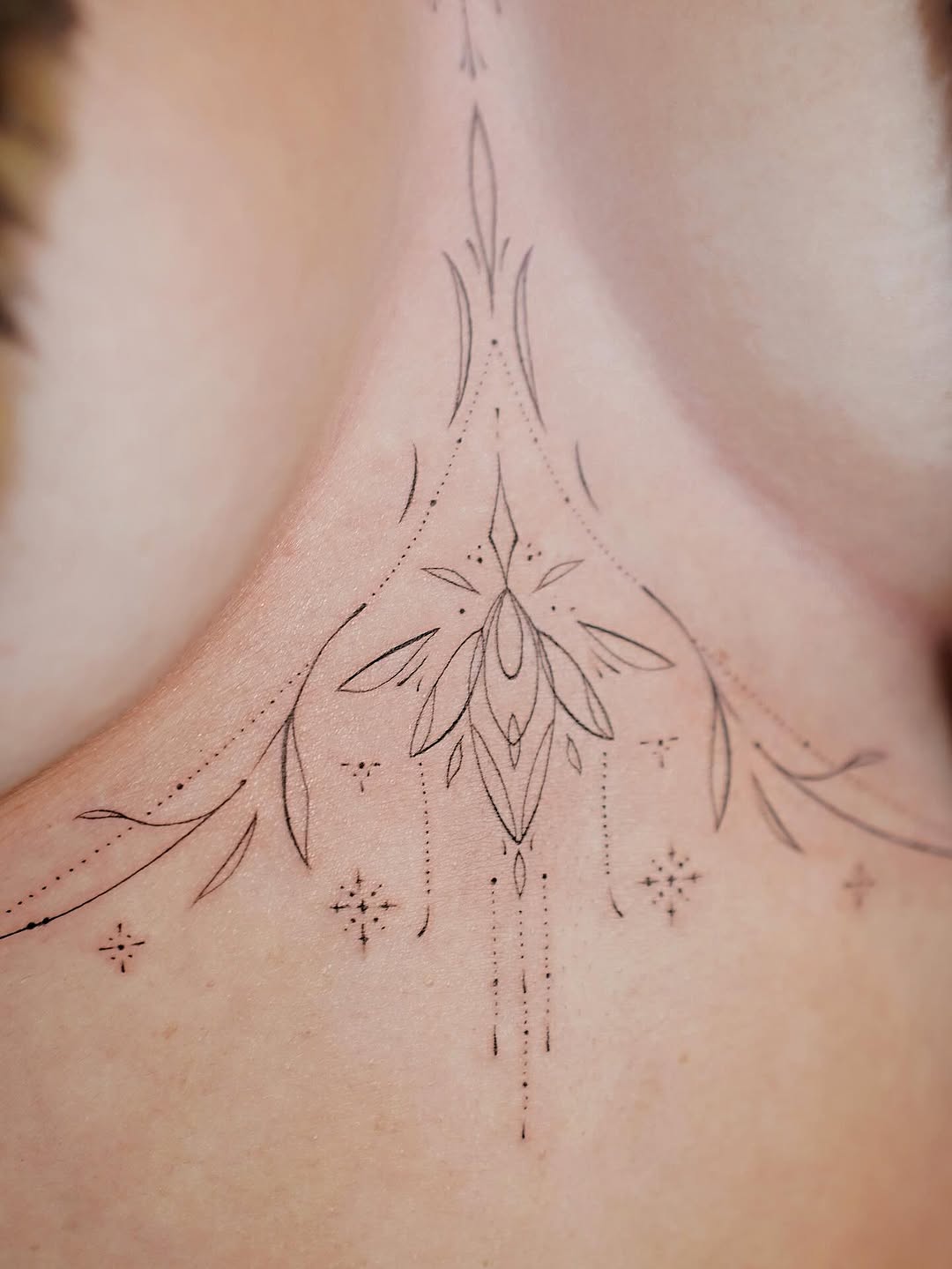 Tattoo by @lolavtattoo — fine_line, ornamental