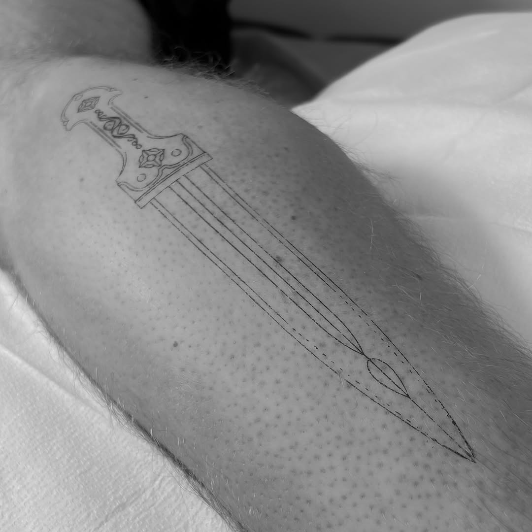 Tattoo by @emile_erikoff — fine_line