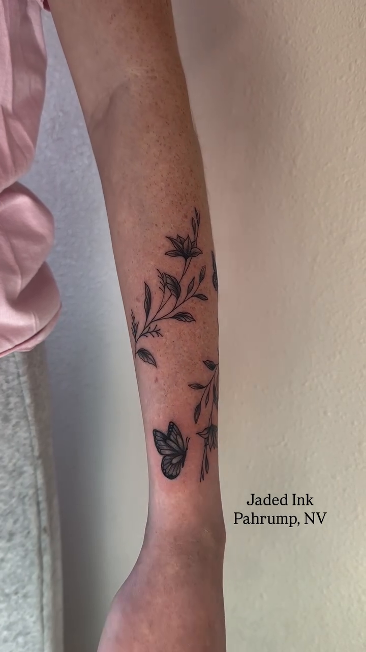 Tattoo by @jaded__ink β fine_line