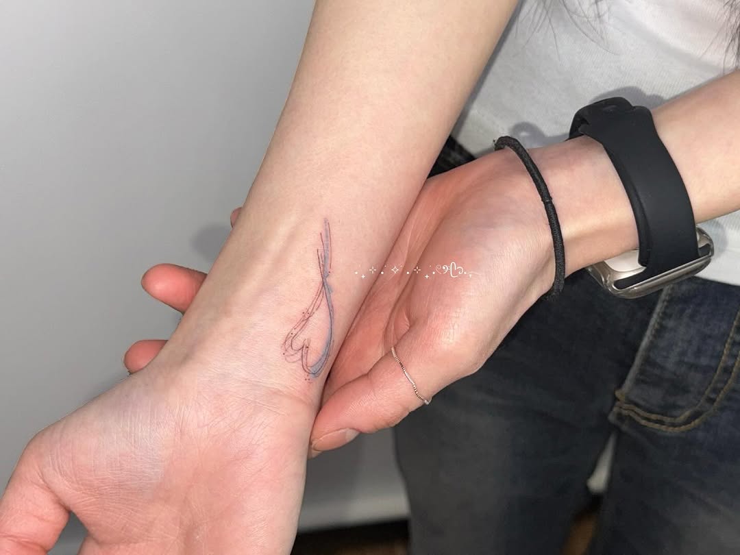 Tattoo by @_home_tattoo β fine_line, minimalist