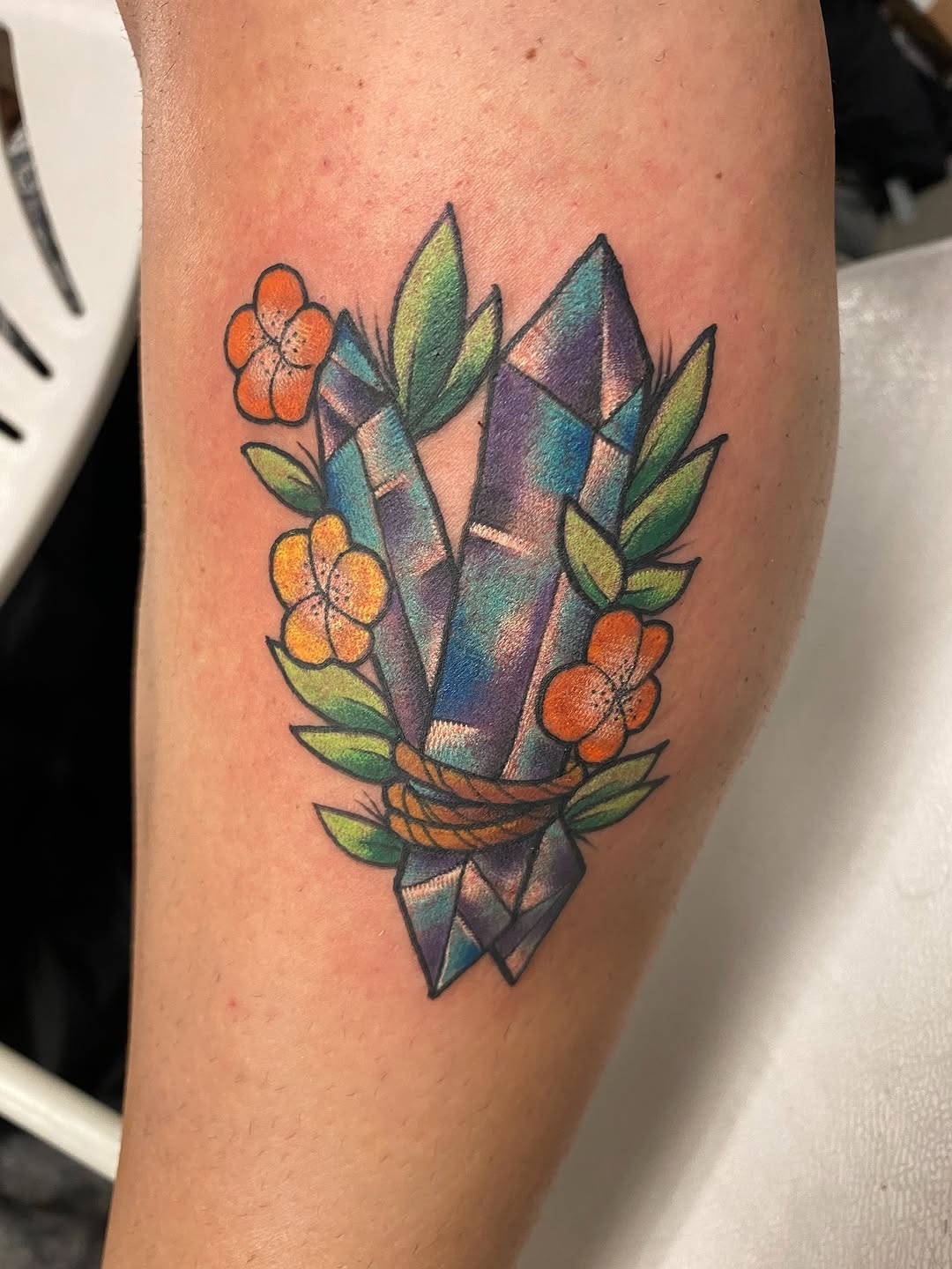 Tattoo by @heidihoodtattoos — neo_traditional
