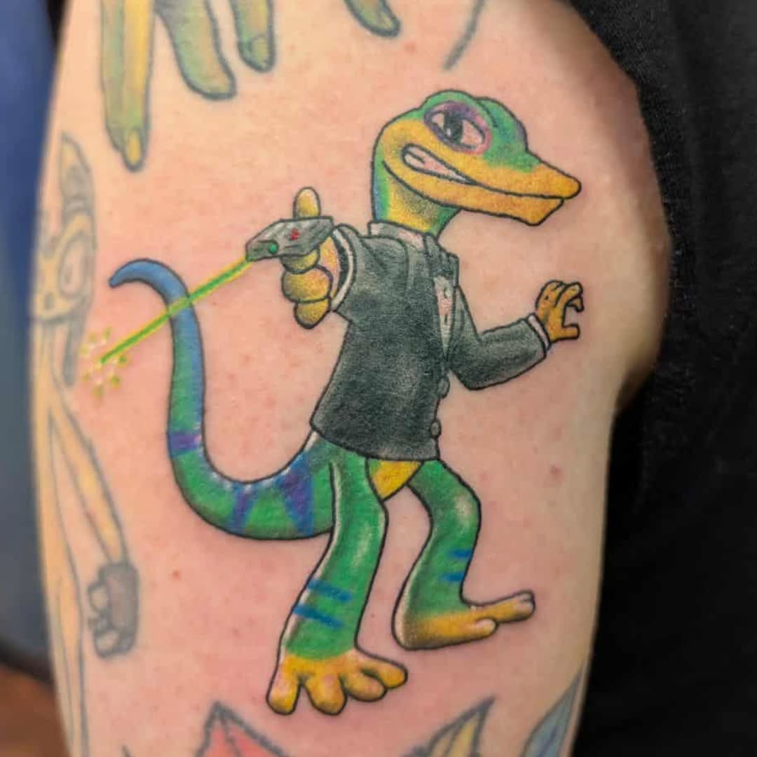 Tattoo by @lady_vonzombiaart — new_school