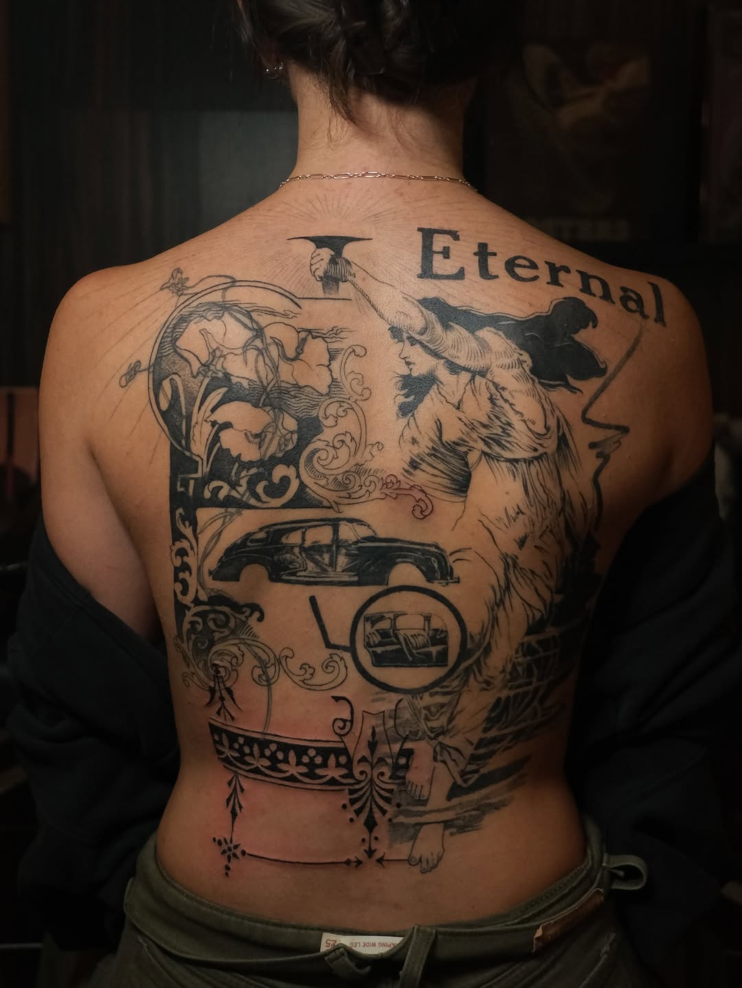 Tattoo by @zanereti — blackwork