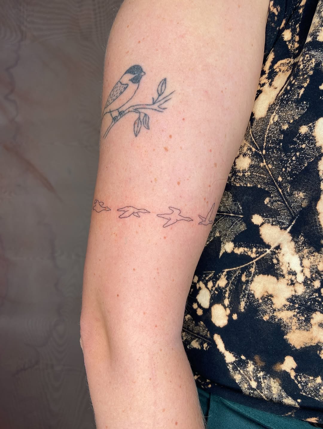 Tattoo by @mano_blue — fine_line, minimalist