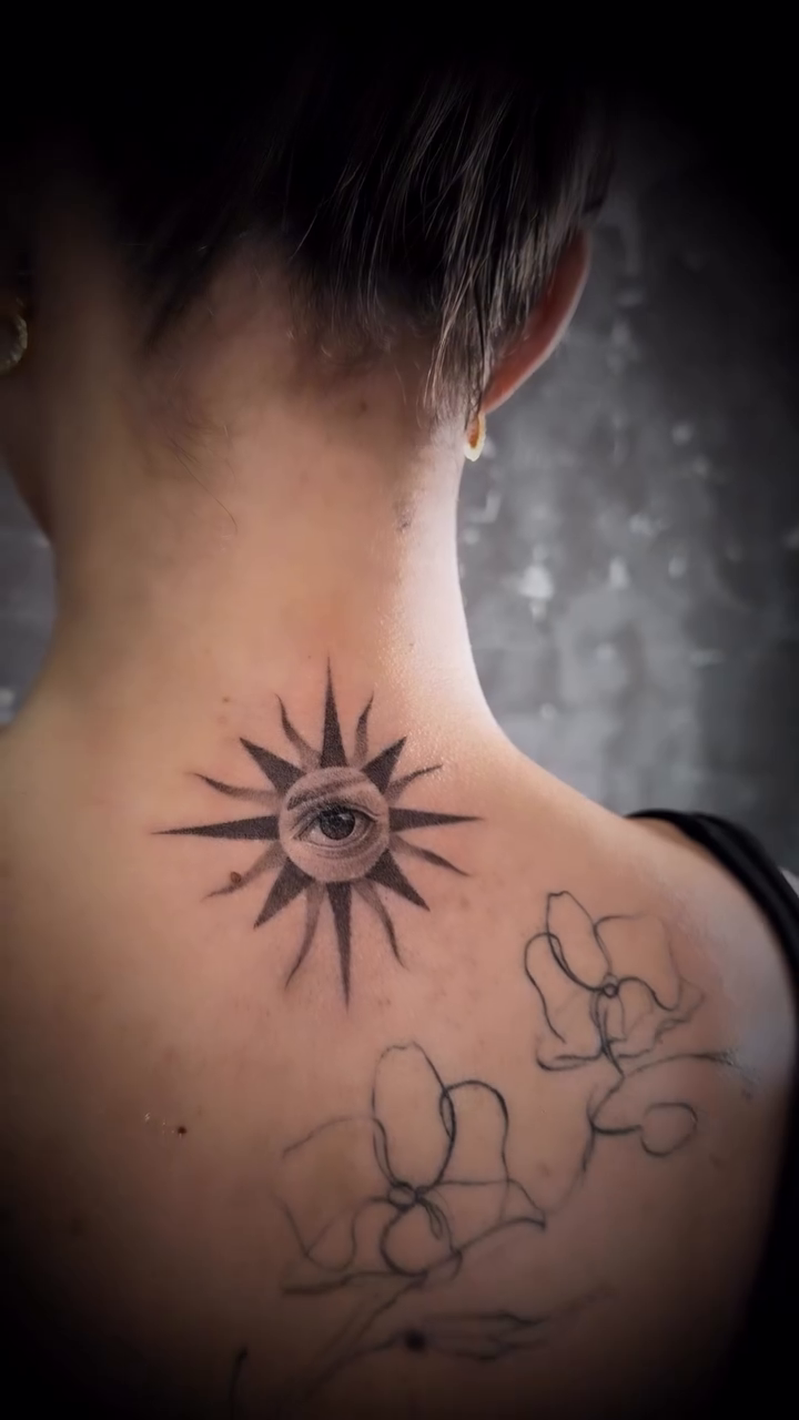 Tattoo by @yuliiitattoo — illustrative, black_and_grey