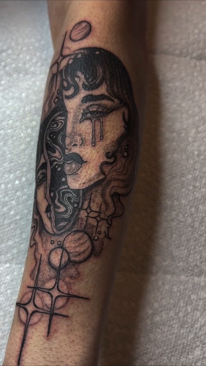 Tattoo by @leahelisabethtattoos — black_and_grey, illustrative
