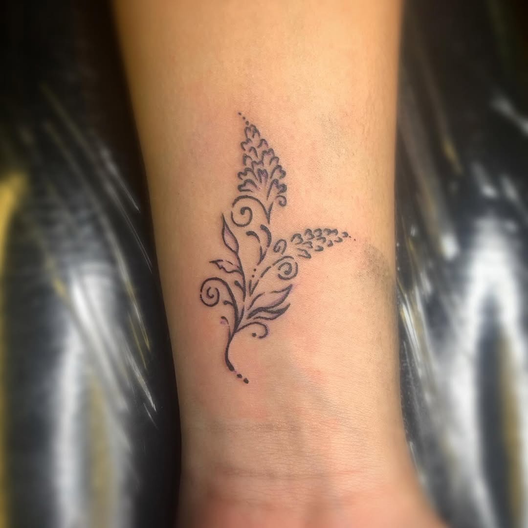 Tattoo by @tattoosbyglory — fine_line, illustrative
