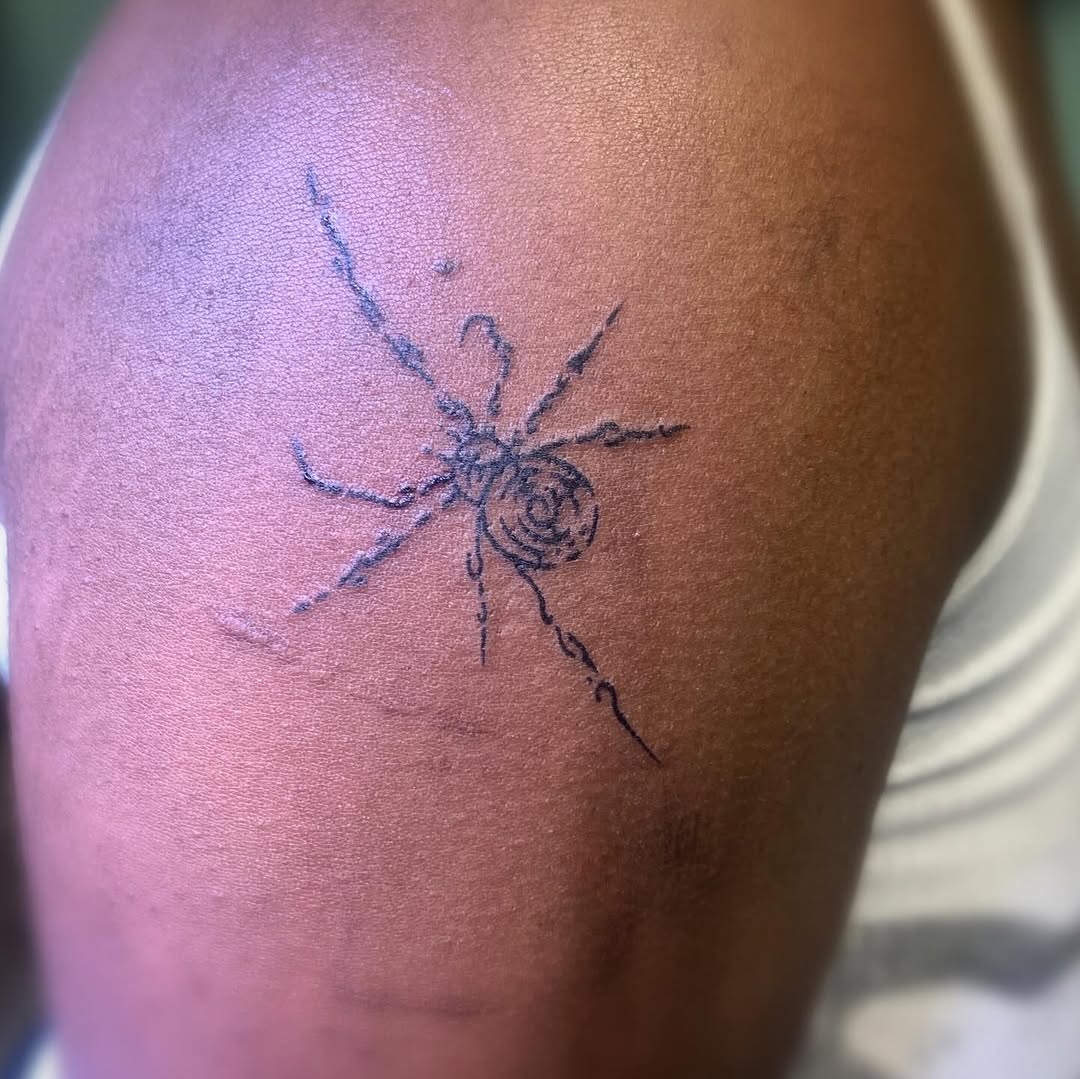 Tattoo by @tattoosbyglory — illustrative, sketch