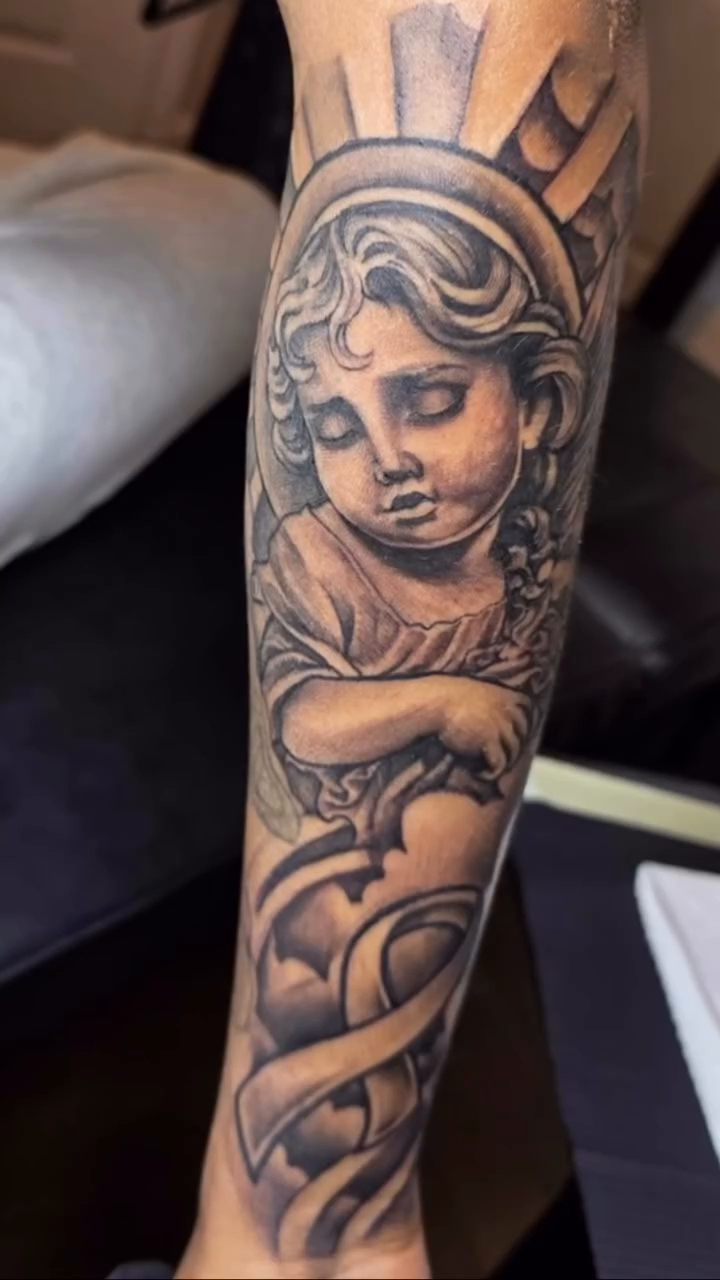 Tattoo by @v.tattooz — black_and_grey, realism