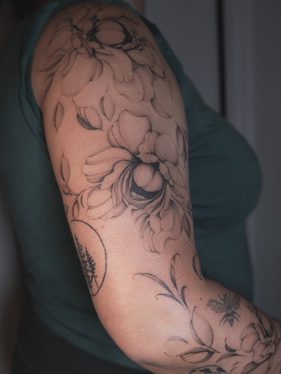 Tattoo by @badlildiva.tattoo — black_and_grey, fine_line