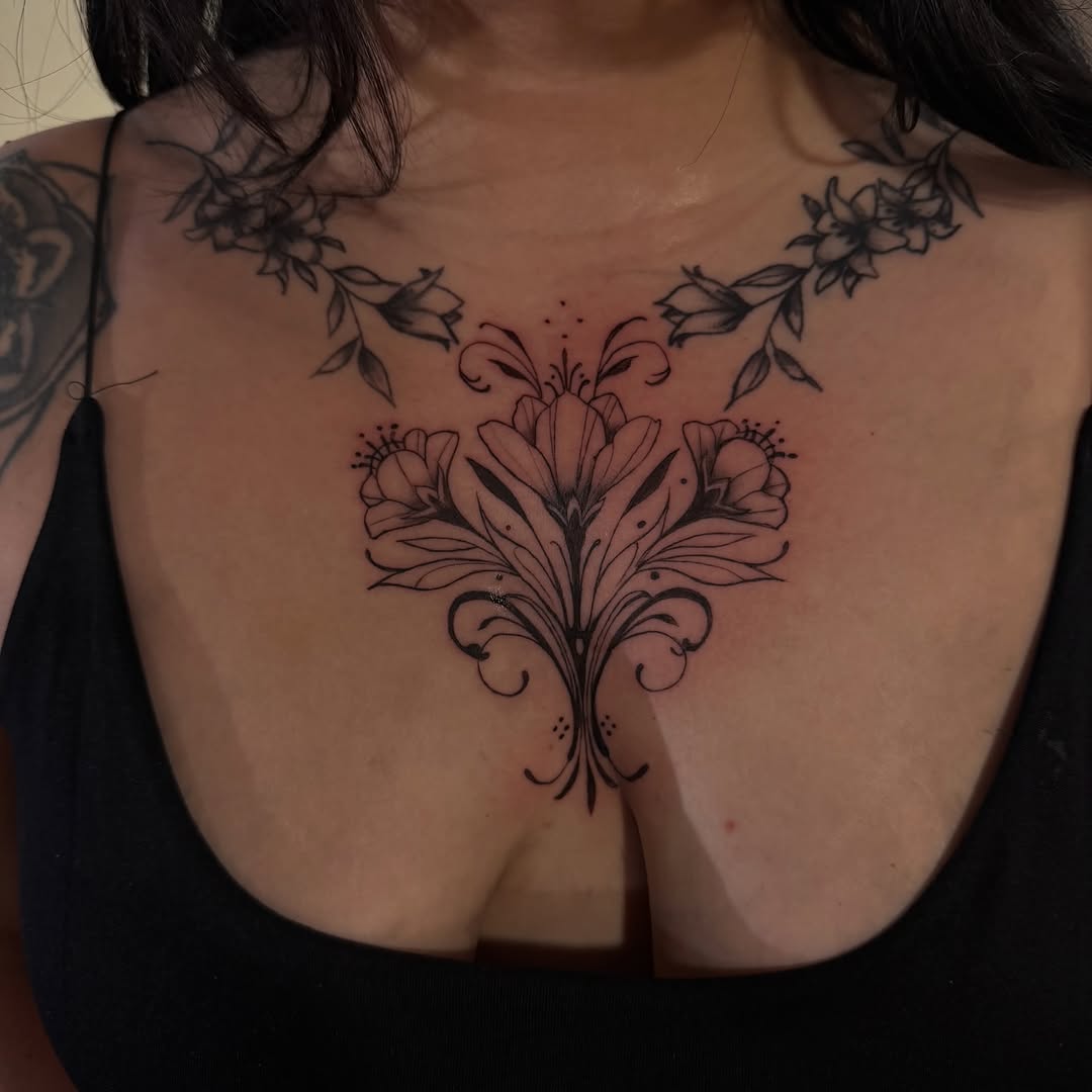 Tattoo by @rdz.ink β fine_line, ornamental