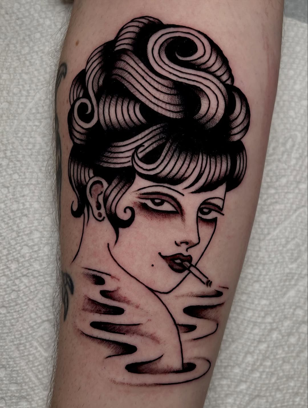 Tattoo by @livleotattoo — american_traditional, illustrative