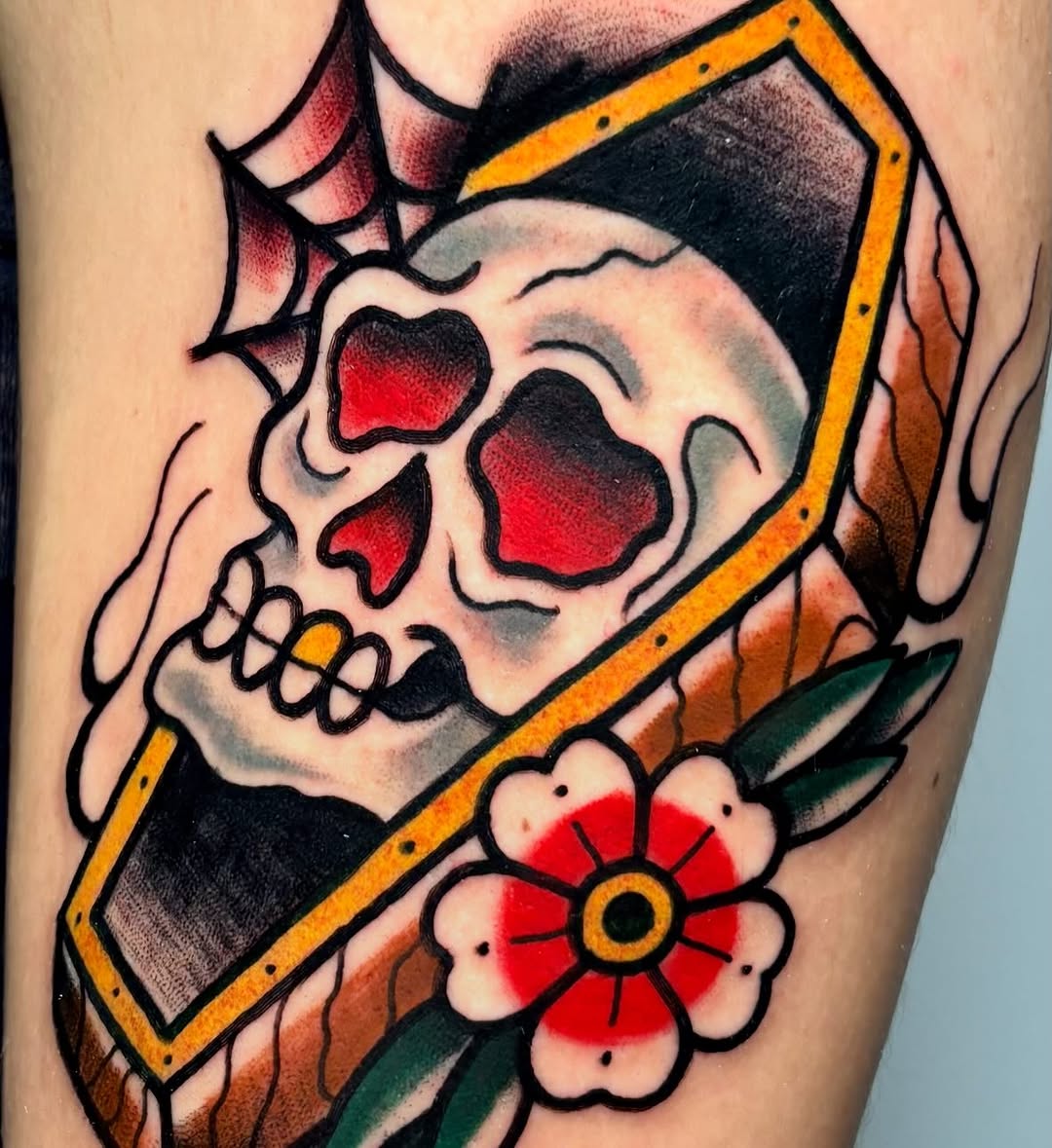 Tattoo by @silvana__giron β american_traditional