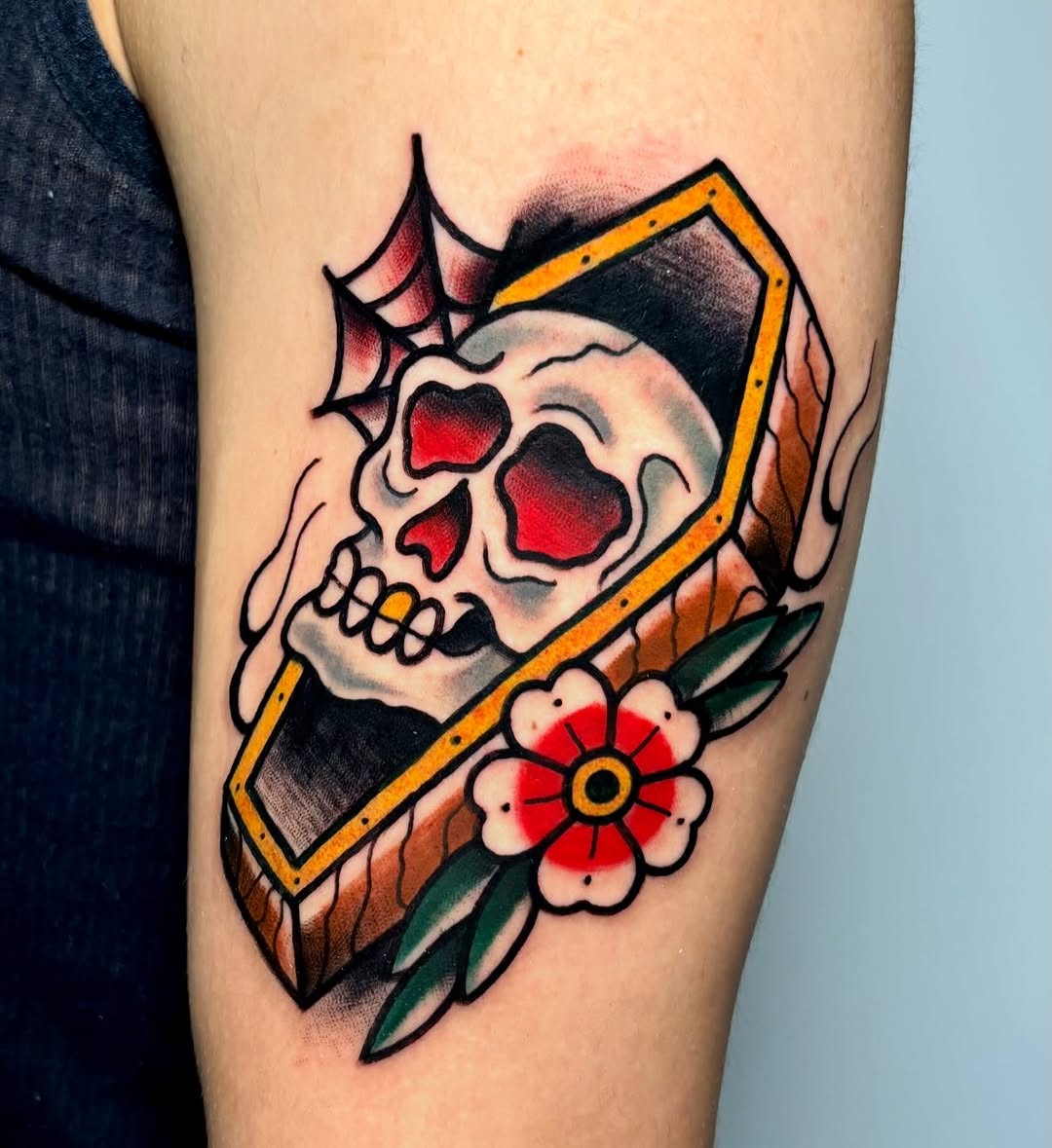 Tattoo by @silvana__giron β american_traditional