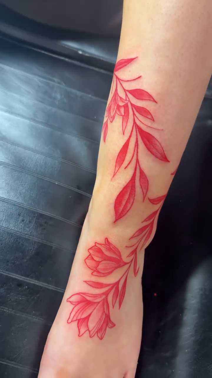 Tattoo by @shey.creative — fine_line