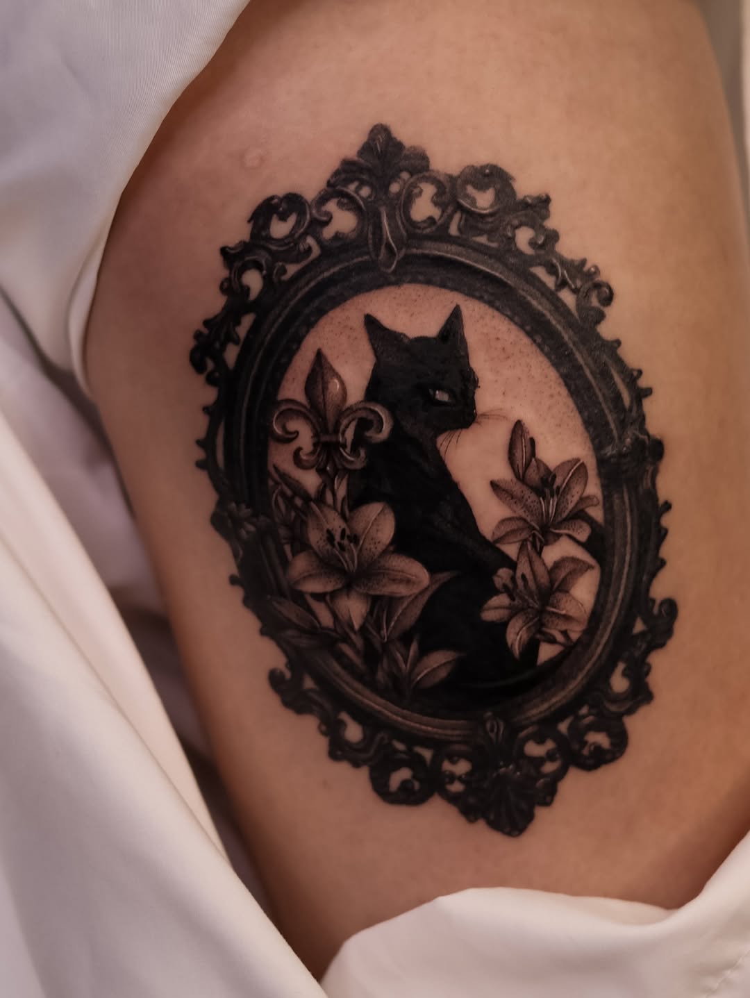 Tattoo by @lunatik_ttt — black_and_grey, realism