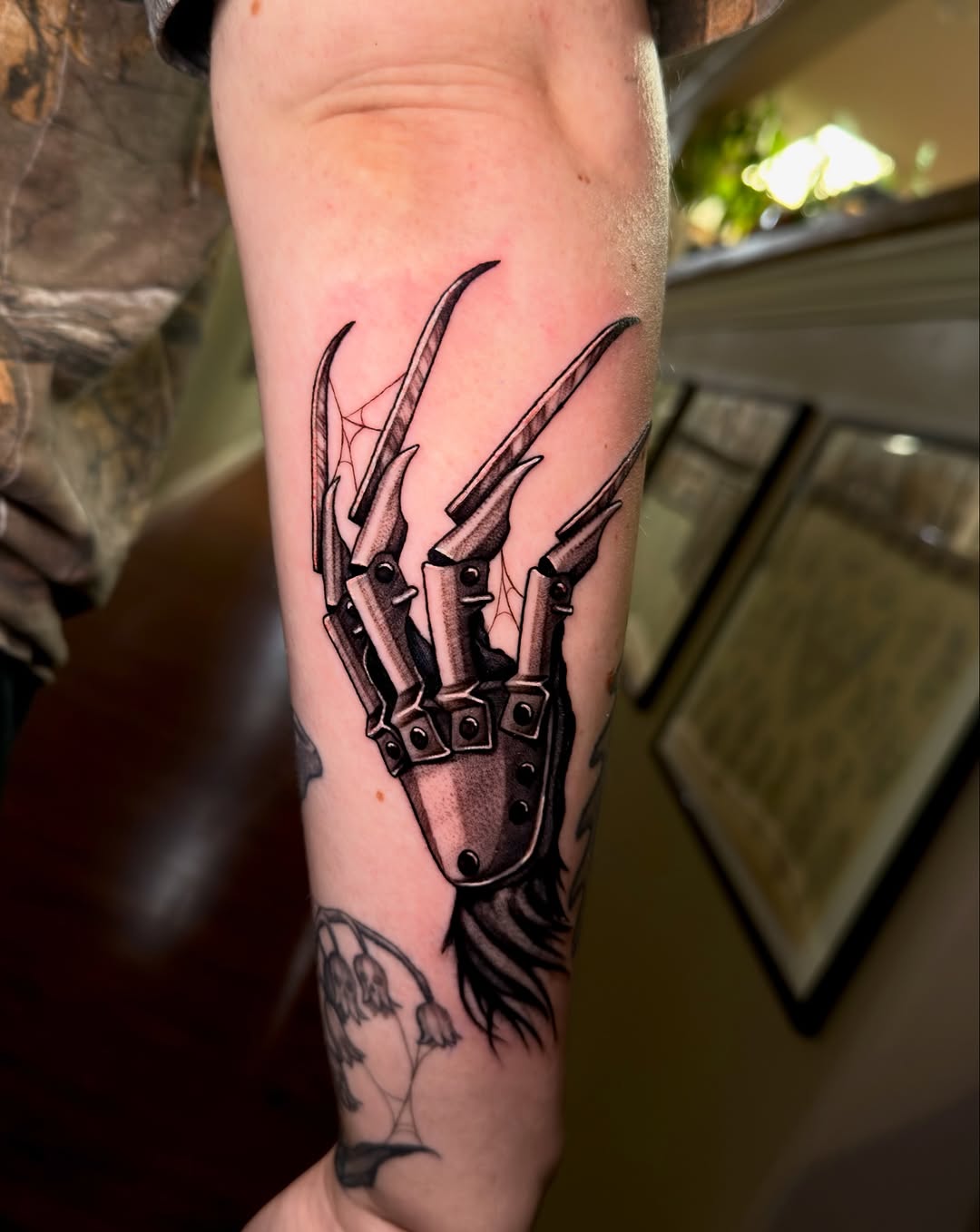 Tattoo by @bidi_bidi_inks β realism, illustrative