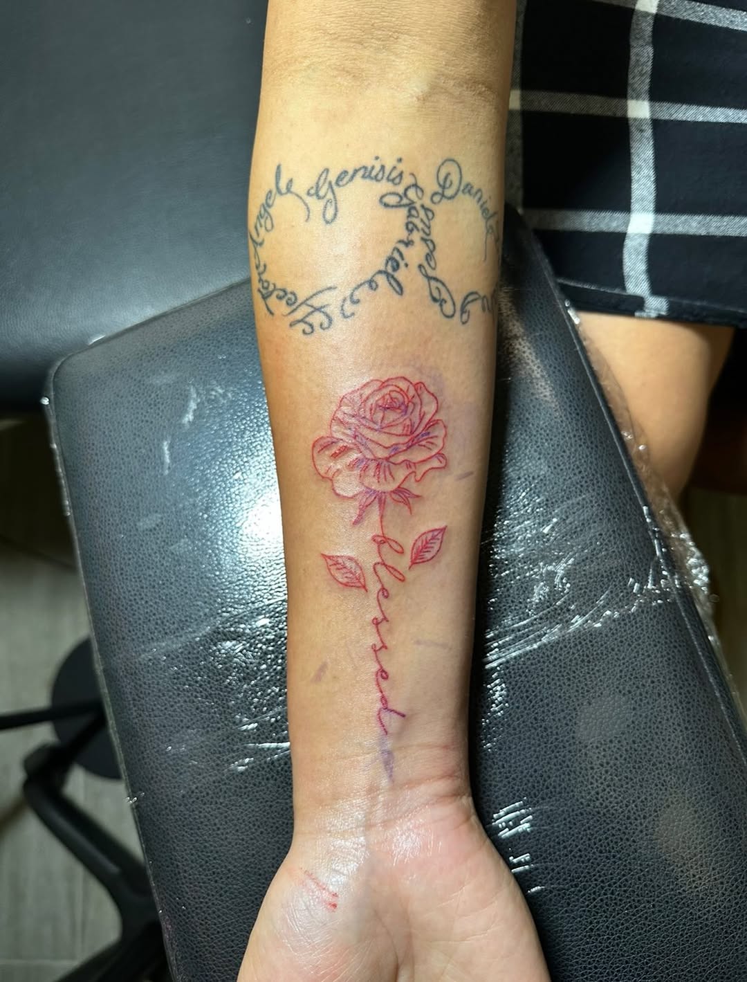 Tattoo by @lupita_inkk — lettering_script