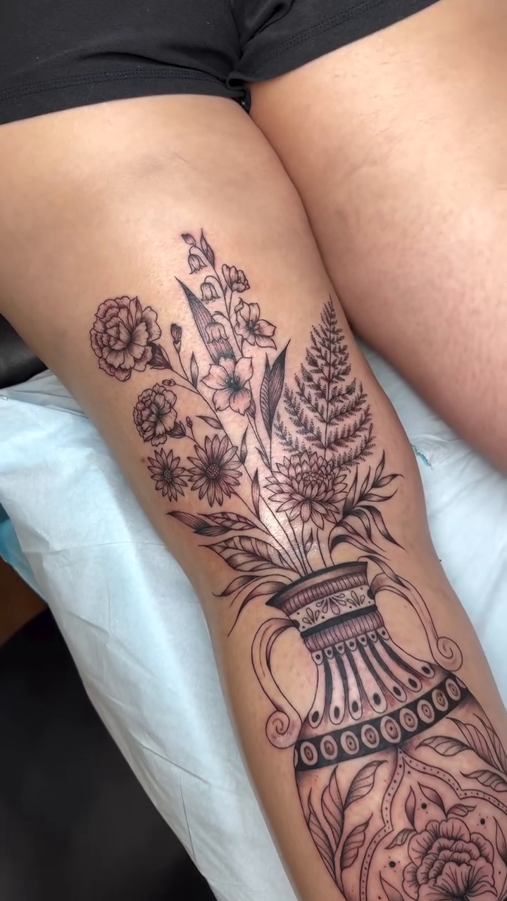 Tattoo by @chrystynamariee — fine_line, black_and_grey