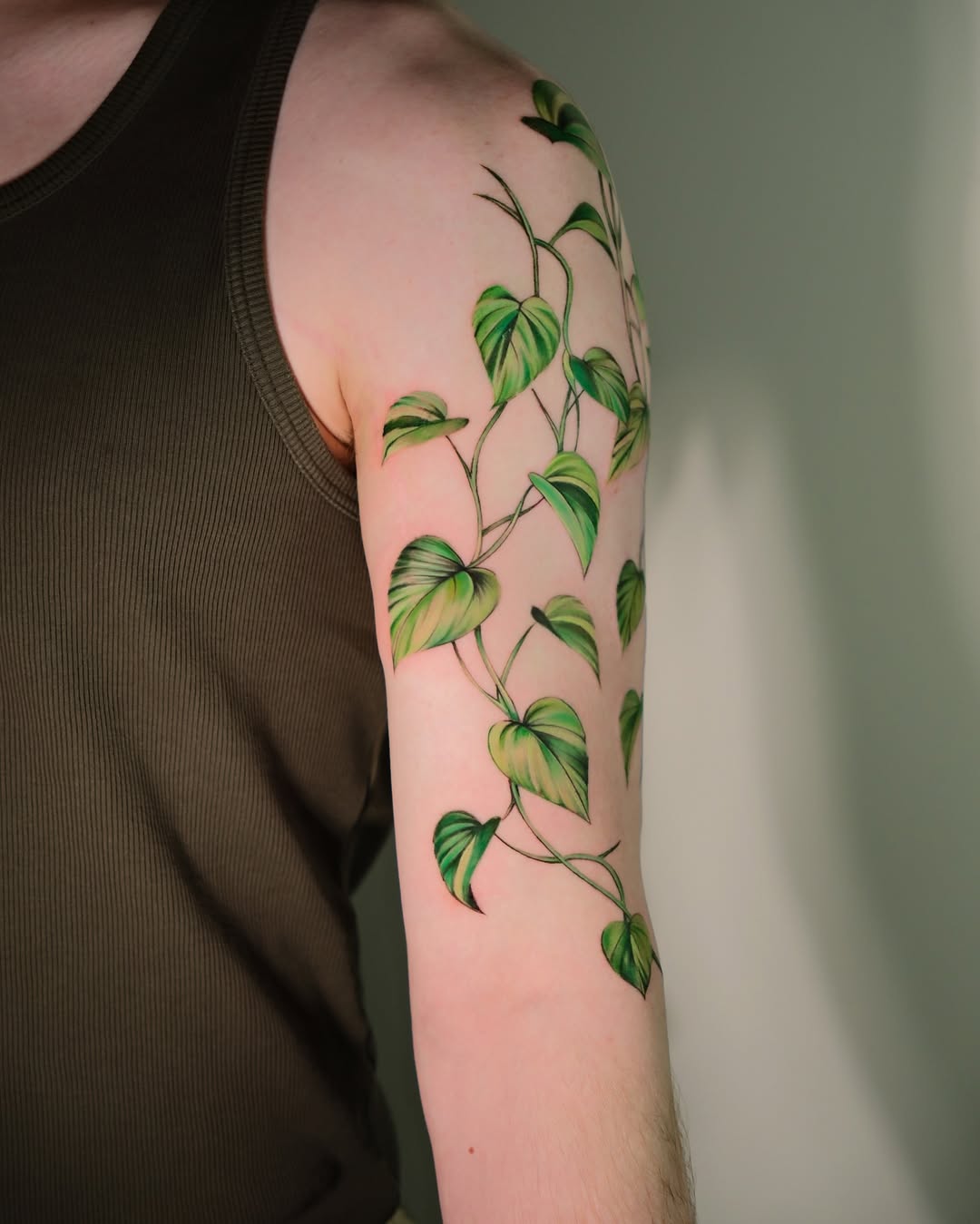 Tattoo by @mika.z.tattoo — realism, botanical