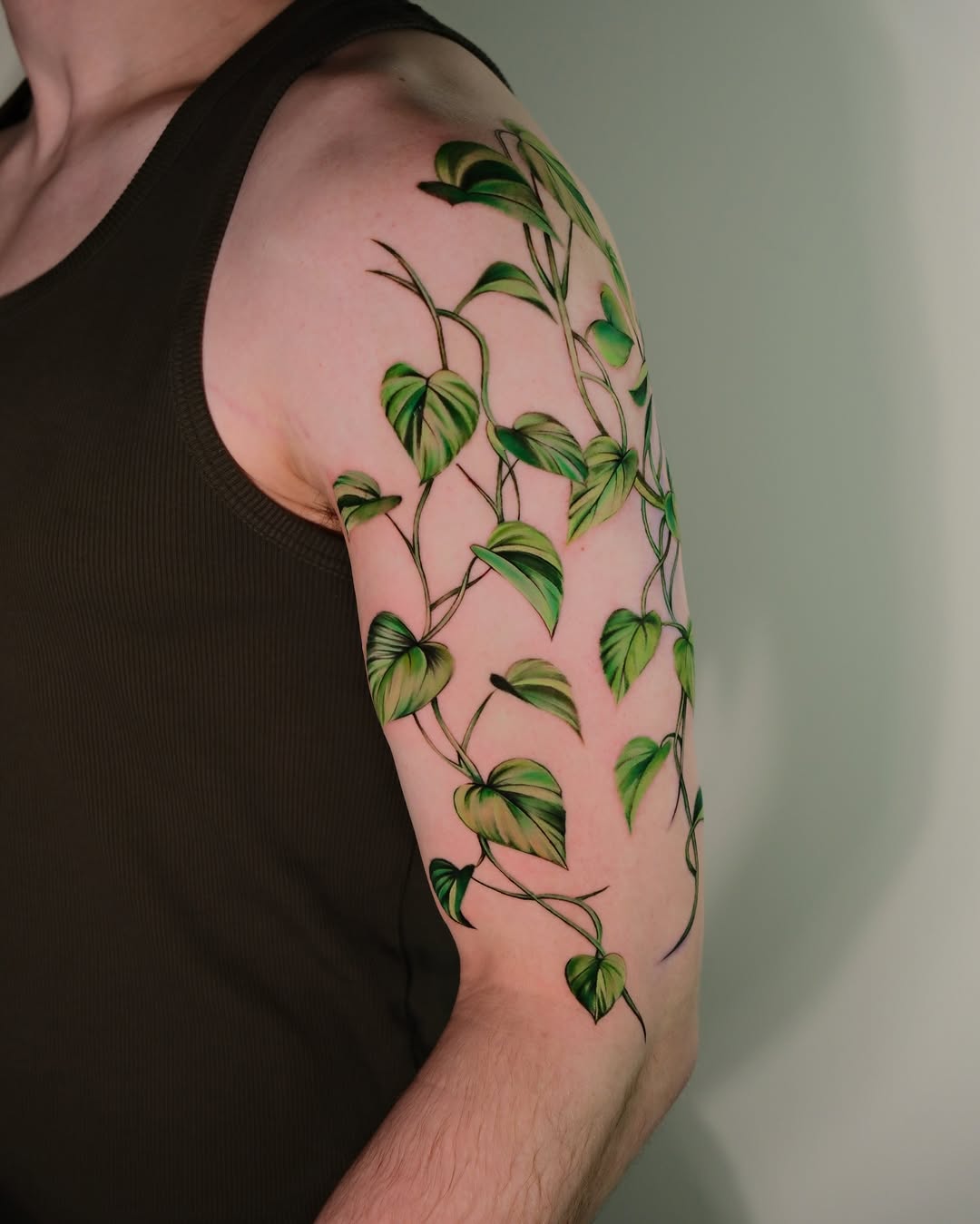 Tattoo by @mika.z.tattoo — realism, botanical