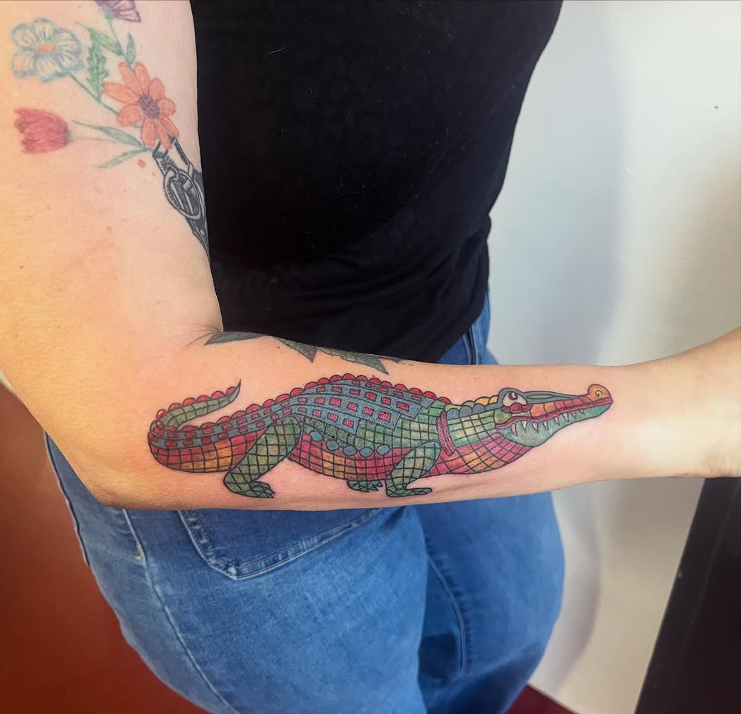 Tattoo by @rafaelaodenetattoos — illustrative, new_school
