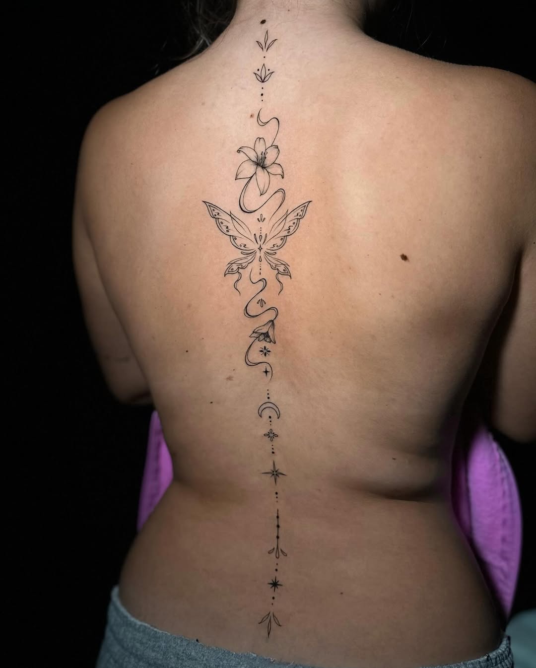 Tattoo by @inkedbyfrida โ fine_line, illustrative
