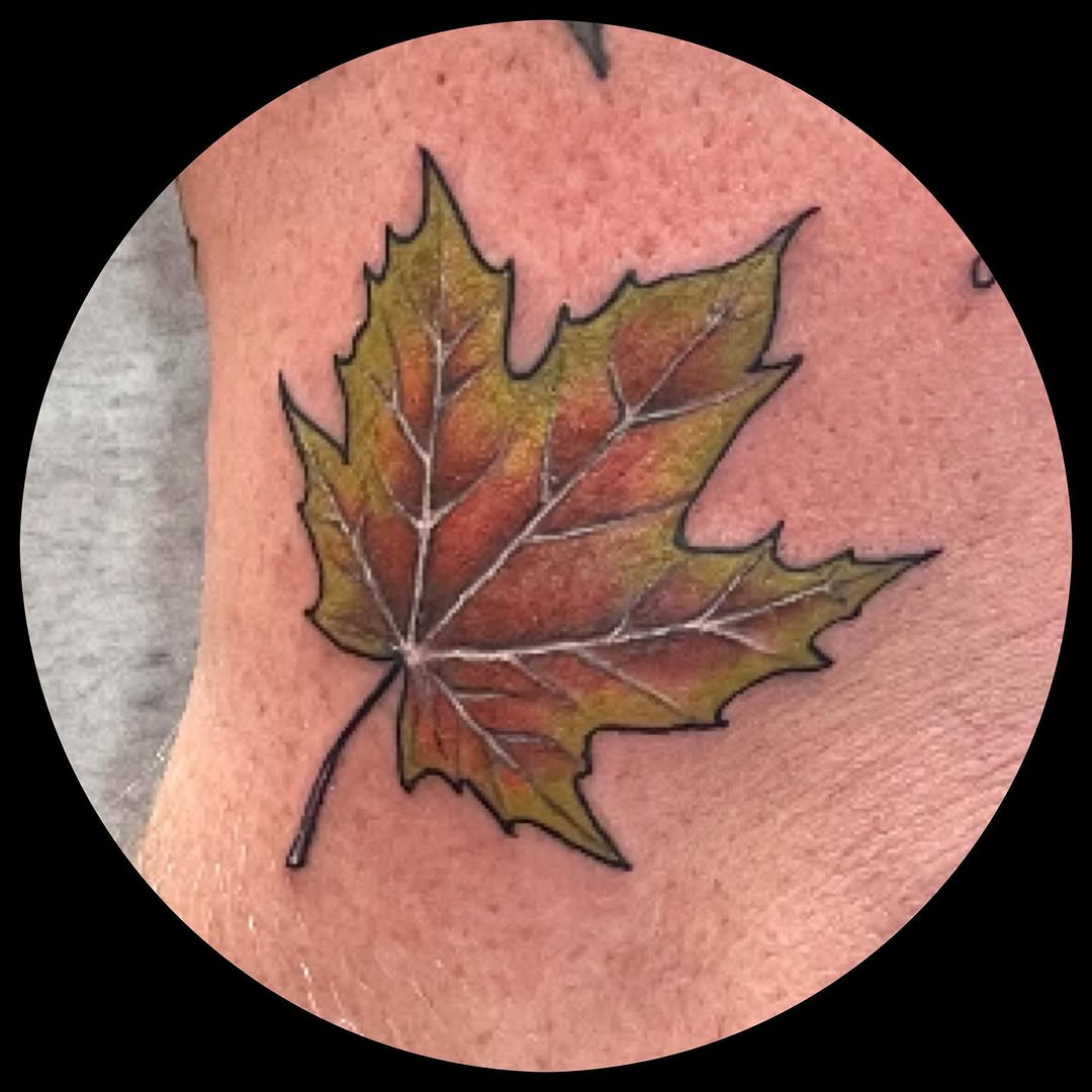 Tattoo by @idoitwithlittlepricks — realism, fine_line