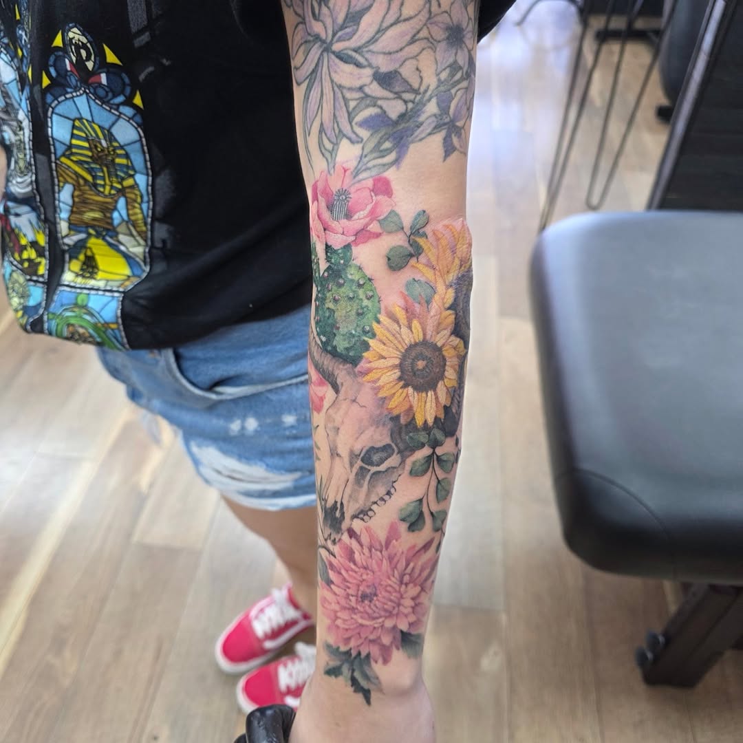 Tattoo by @lizzywiglz — realism, black_and_grey