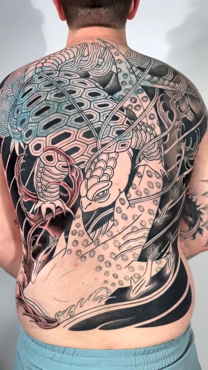 Tattoo by @tattoos.bydahlia โ black_and_grey, realism