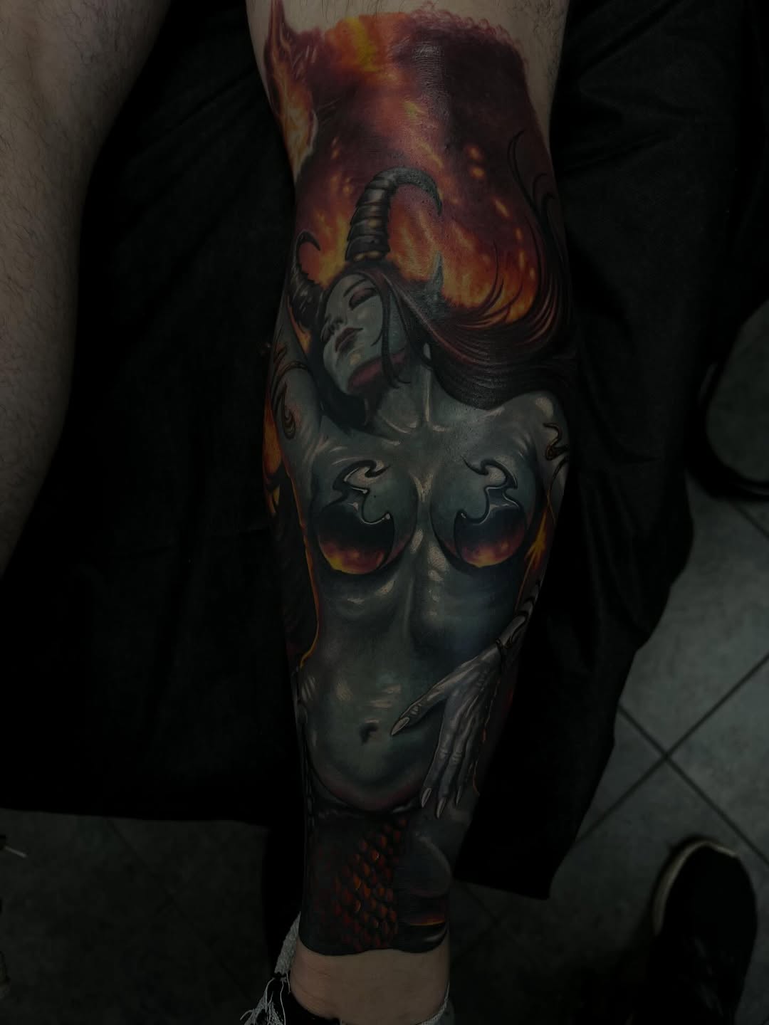 Tattoo by @howboutjesse_tattoos โ dark_realism, blackwork