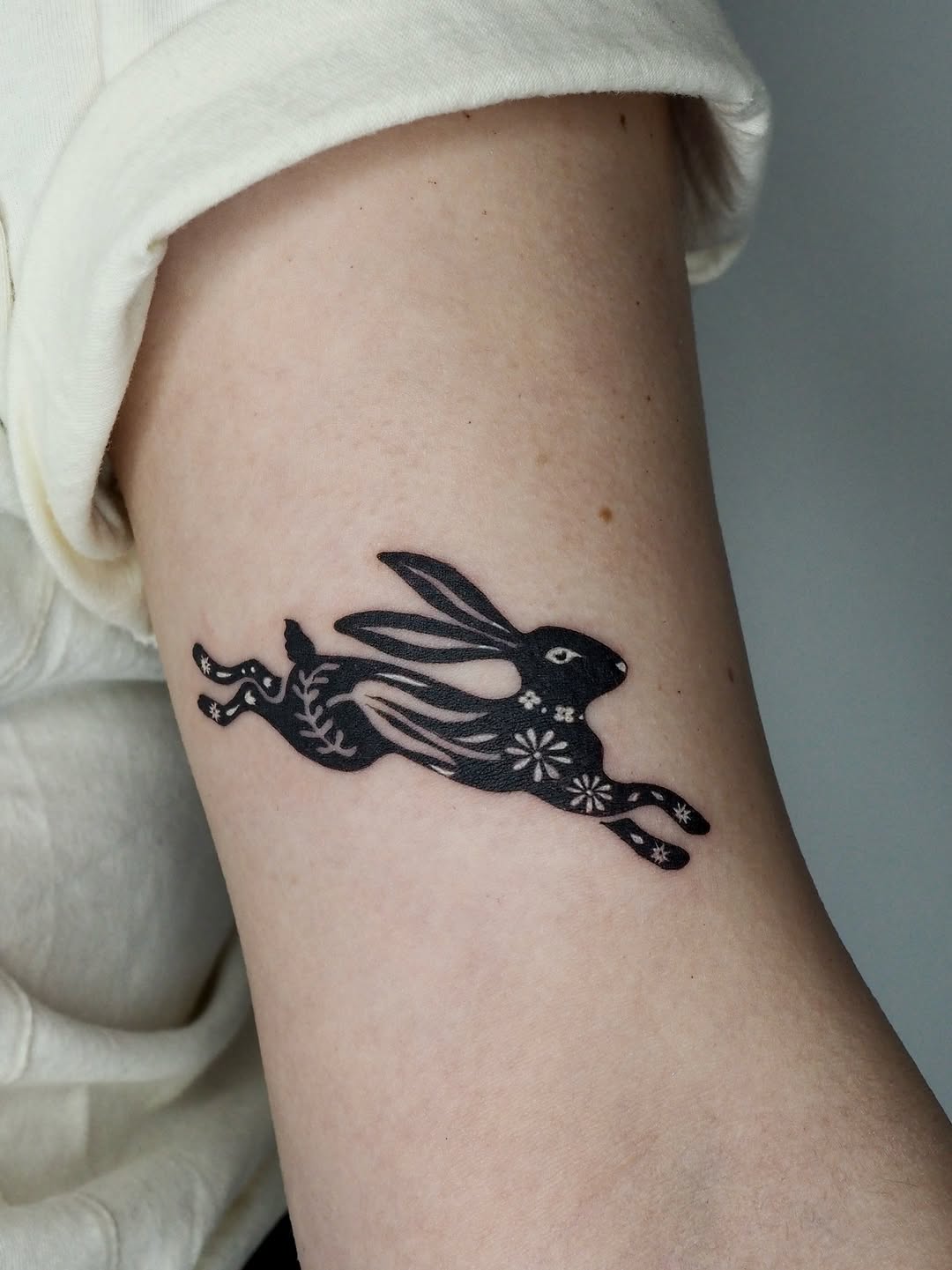 Tattoo by @aeyetat โ blackwork, ornamental