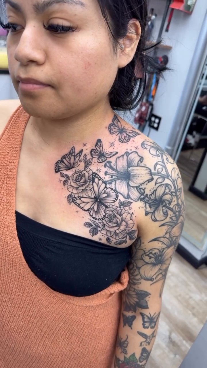 Tattoo by @thecatrinaink — fine_line, black_and_grey