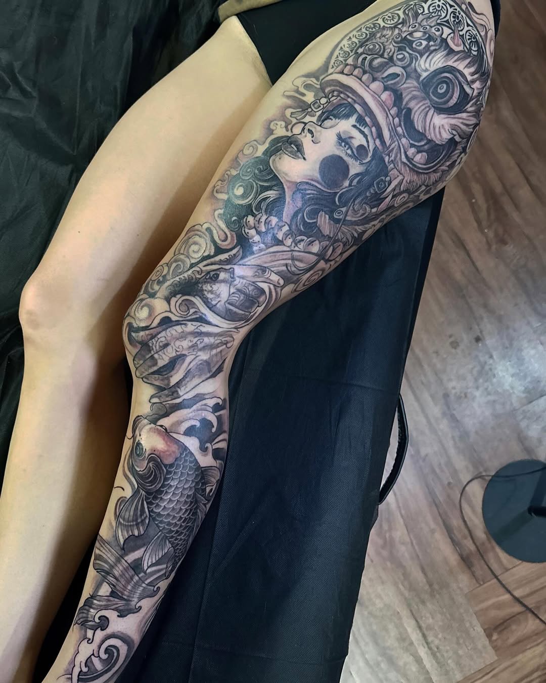 Tattoo by @mathildy — black_and_grey