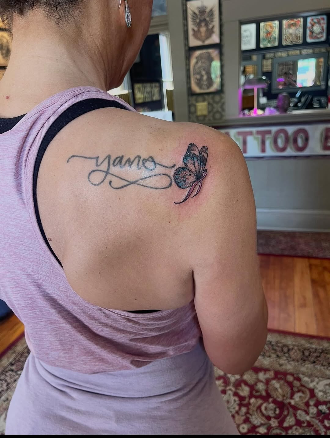 Tattoo by @melting.face.tattoos โ lettering_script, illustrative